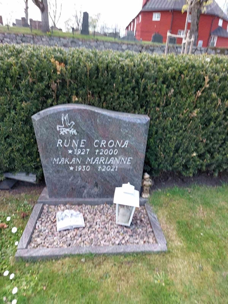 Grave number: HÖ 10   72, 73