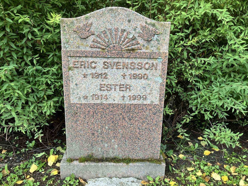 Grave number: 1 2  4488