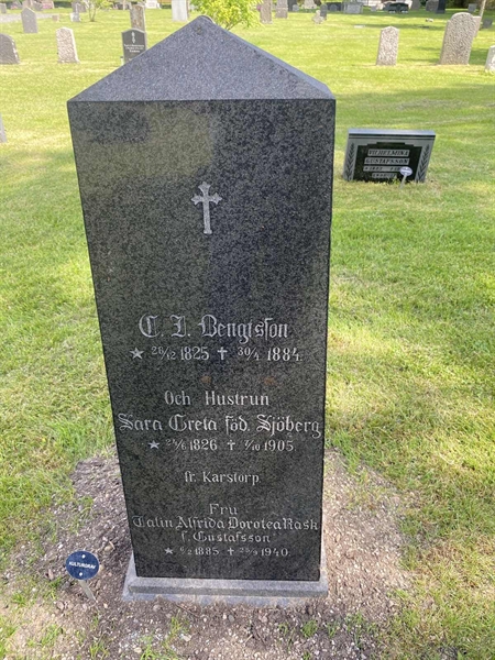 Grave number: 04 A 118-119