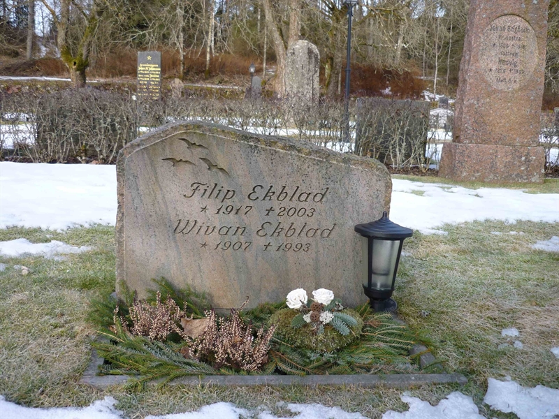 Grave number: ÖD 03  121, 122