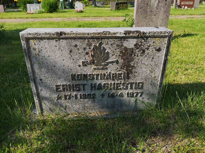 Grave number: NK 06    11
