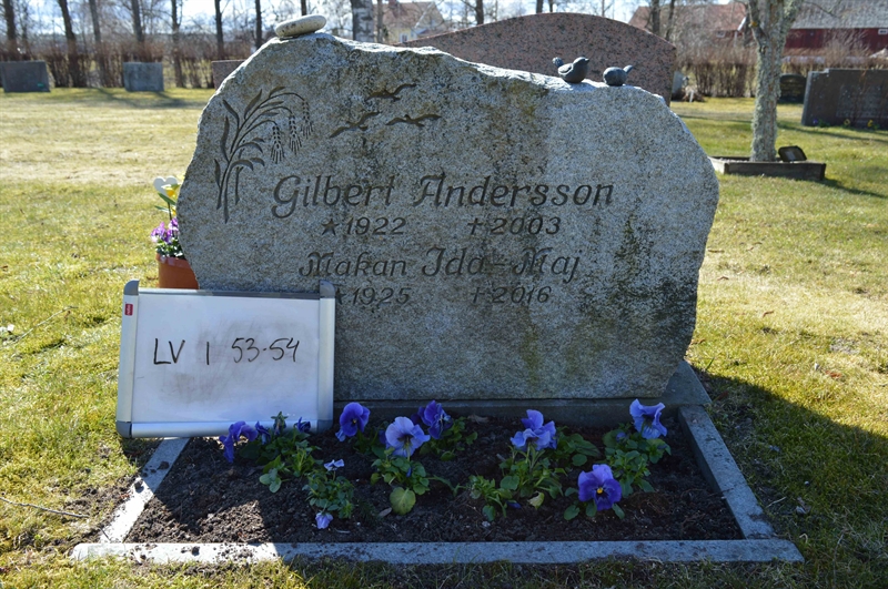 Grave number: LV I    53, 54