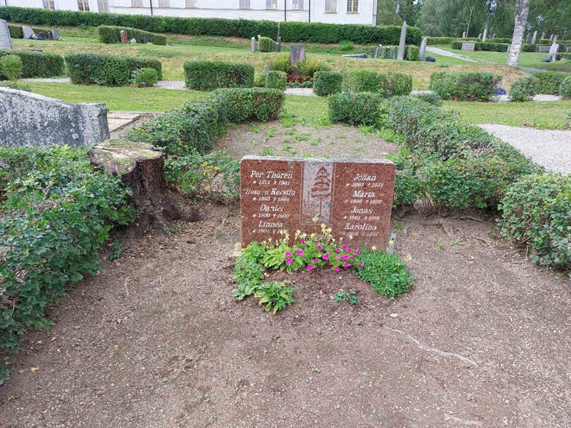 Grave number: FÖ 2    48