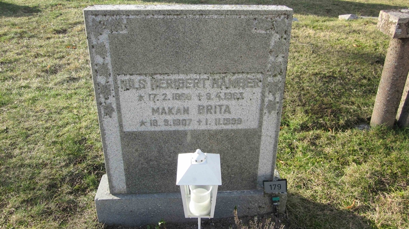 Grave number: KG C   178, 179