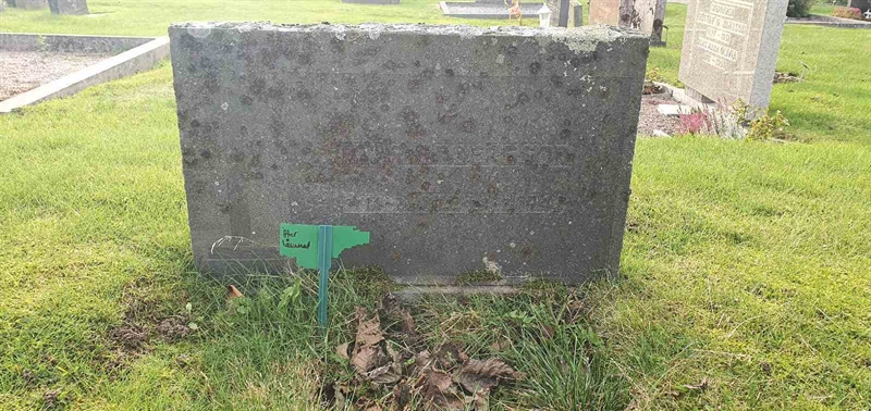 Grave number: GM 005  2290