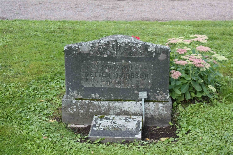 Grave number: 1 K H   82