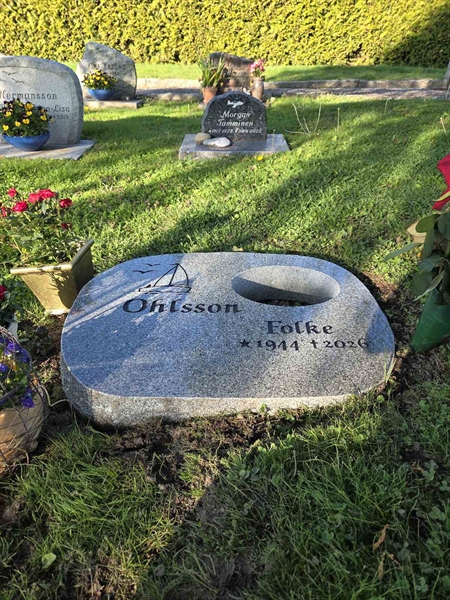 Grave number: GN 002  4030