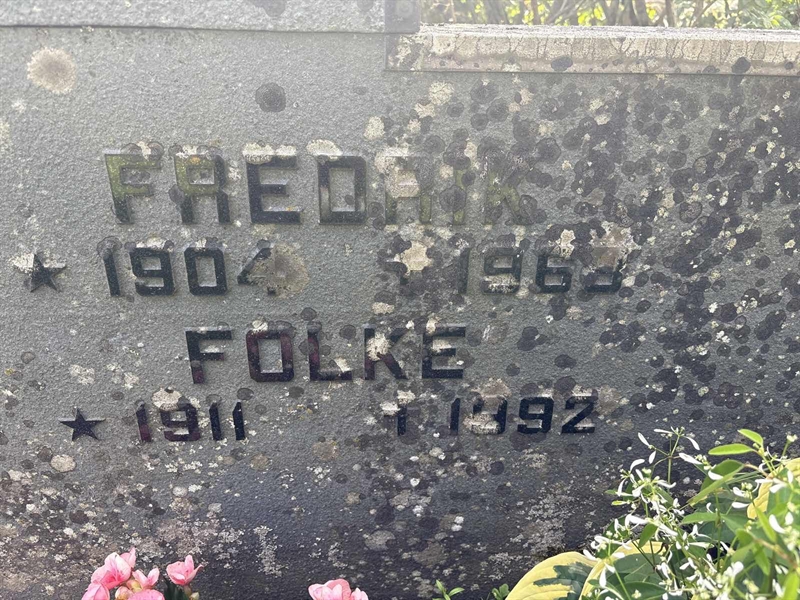 Grave number: SÄ GA  1560