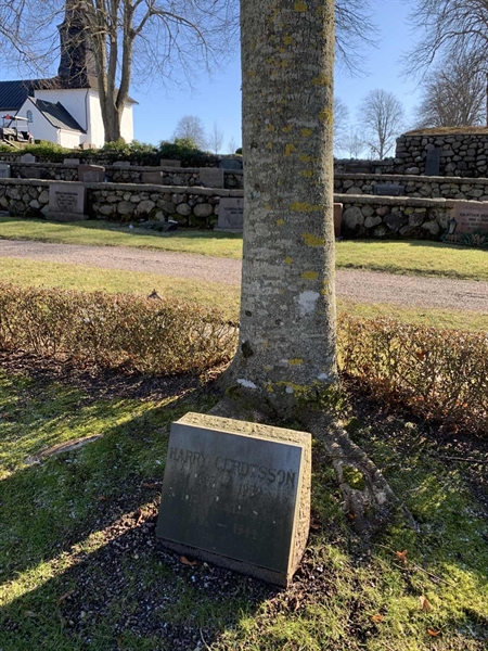 Grave number: SÖ H   137, 138