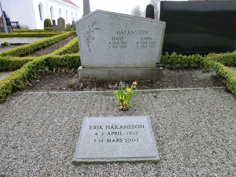 Grave number: SÅ 052:02