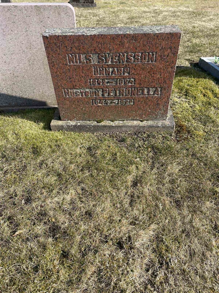 Grave number: 50 F    38AB