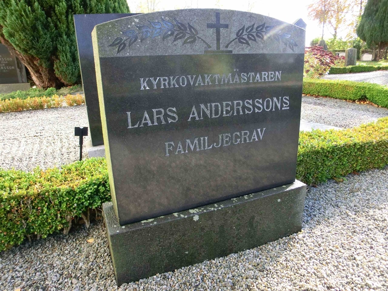Grave number: ÄS 01    009B
