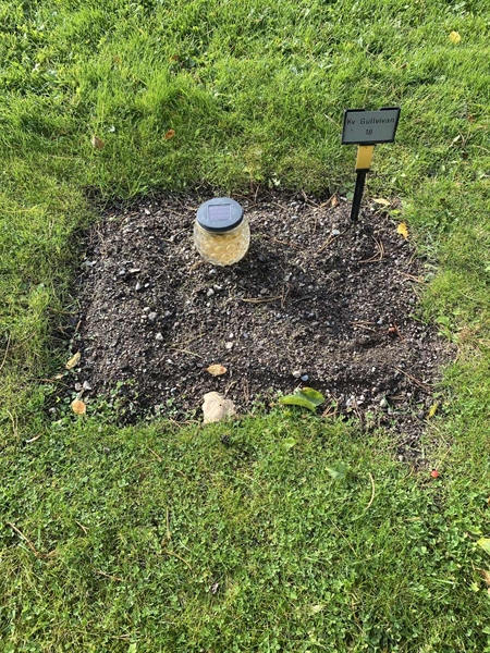 Hautatunnus: 2 G    18