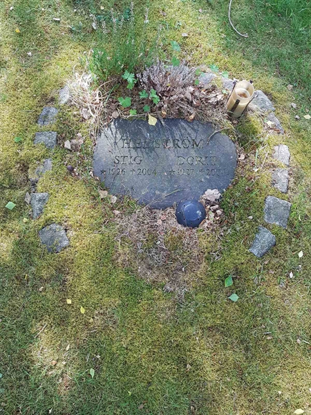 Grave number: 01 14671