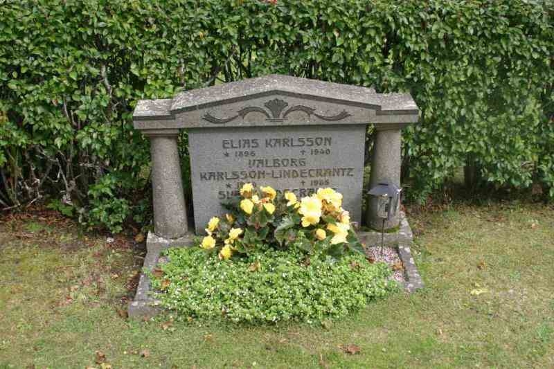 Grave number: 07 9   706-707