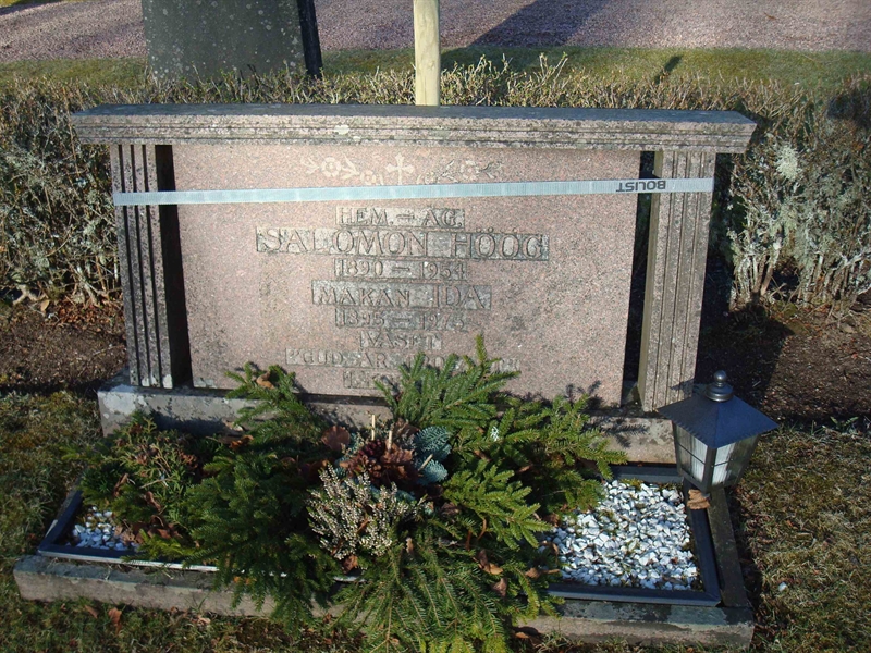 Grave number: KU 06    45, 46