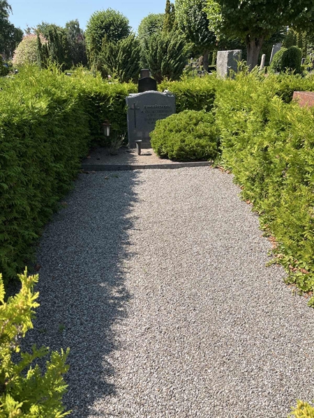 Grave number: NK VII    63