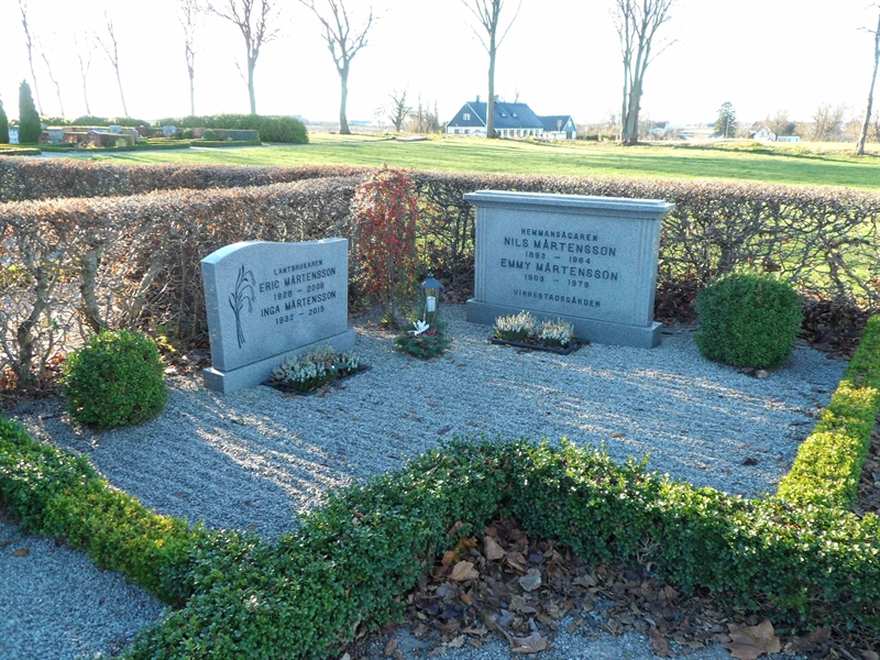 Grave number: ÖTN NNK7    15A, 15B, 15C