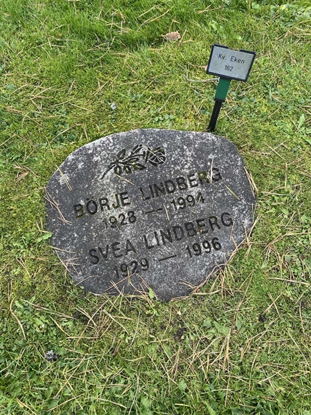 Hautatunnus: 2 E   162