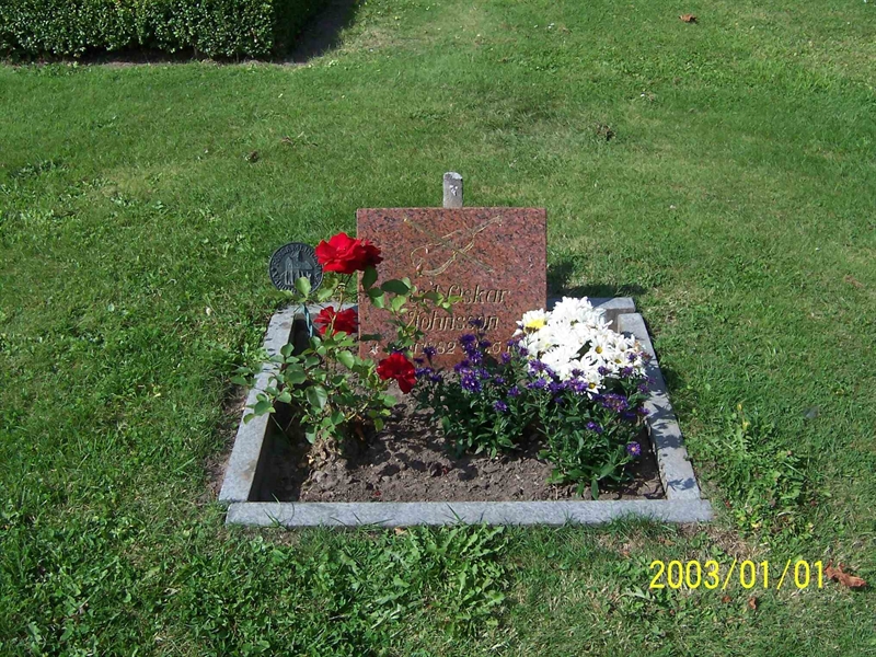 Grave number: 1 2 C    63