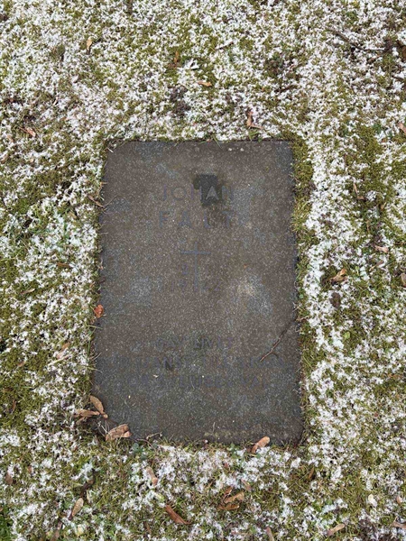 Gravnummer: LE   109, 110, 111