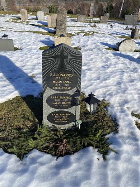 Hautatunnus: 1 GaKy Kv27     5-7