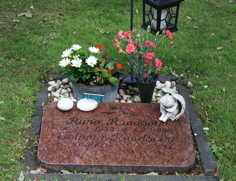 Grave number: Ö 45   382