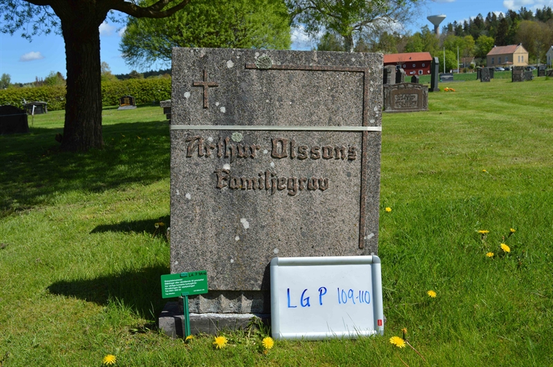 Grave number: LG P   109, 110