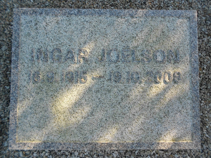 Grave number: NÅ M1    15, 16