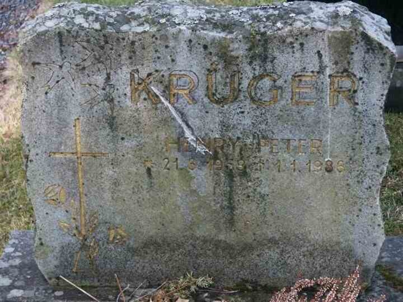 Grave number: 1 GA 06    562