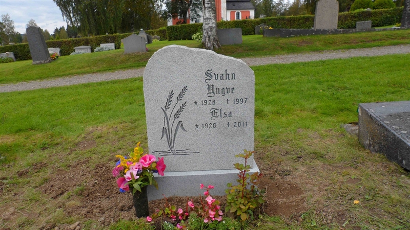 Grave number: 1 G   703
