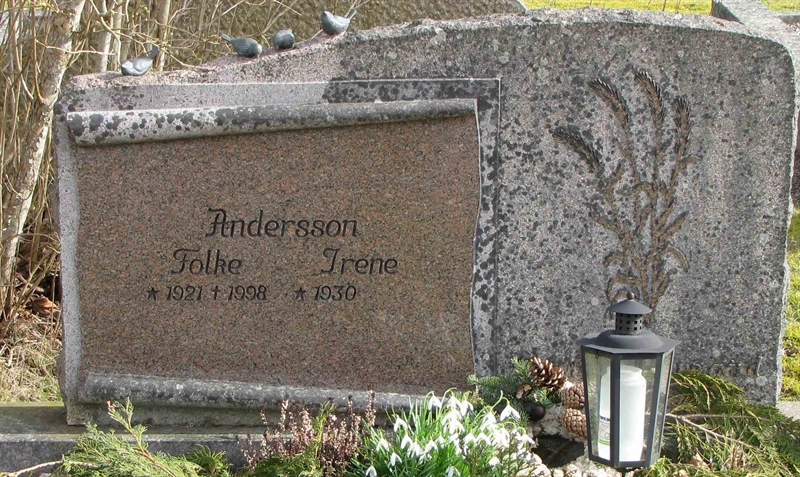 Grave number: HJ   134, 135