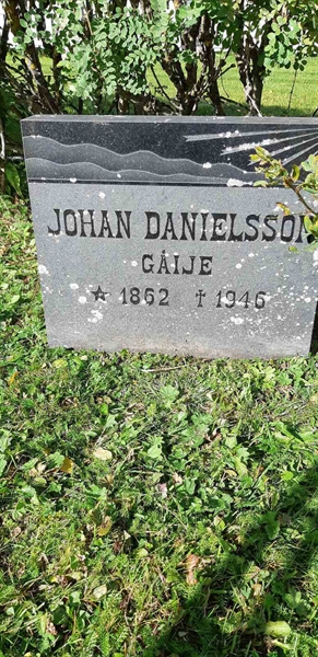 Grave number: HG 08    13