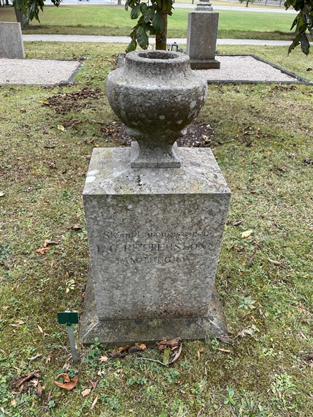 Grave number: Ö 16     7.A-B