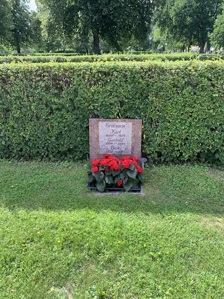 Grave number: 1 ÖK  118-119
