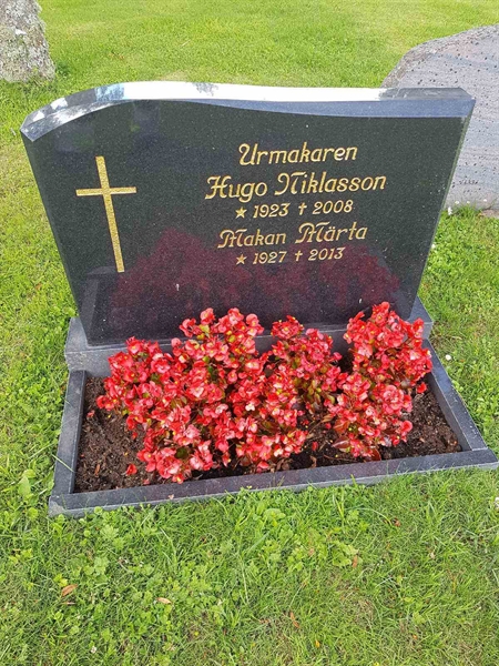 Grave number: 07 71350