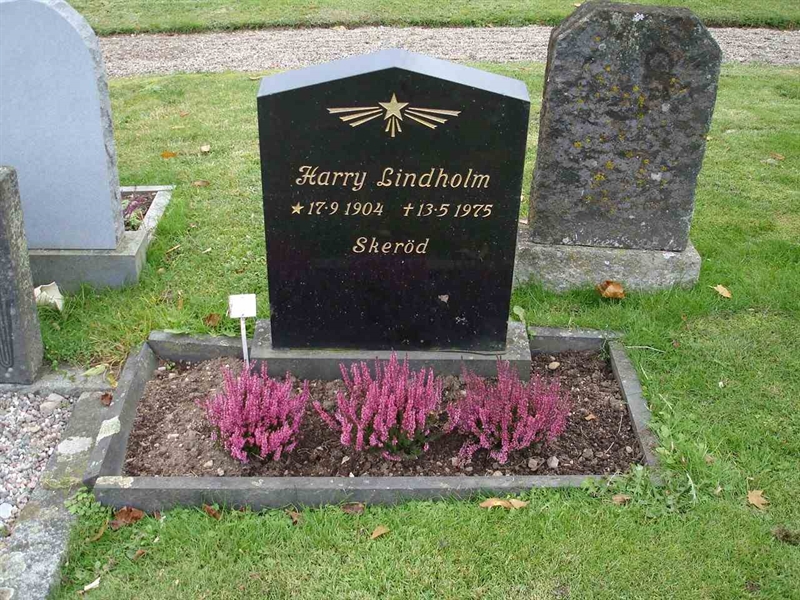 Grave number: FN C    24
