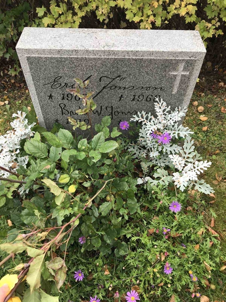 Grave number: ÅR U1    90