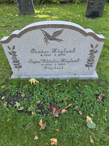 Grave number: T A E   953-954