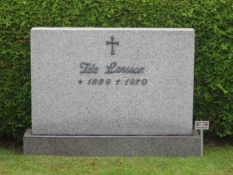 Grave number: HÖB 60    14