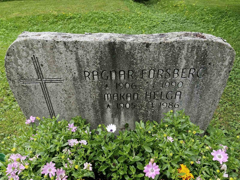 Grave number: GR LU A   117-118