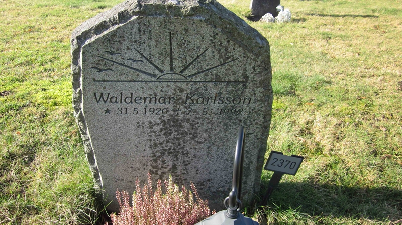 Grave number: KG F  2370