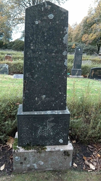 Grave number: 1 H   316
