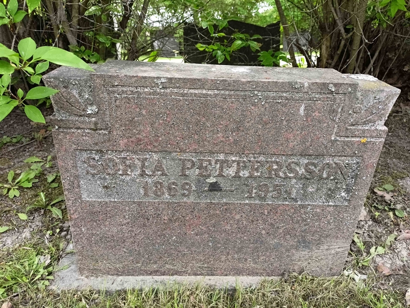 Gravnummer: 1 Ö 31   118V