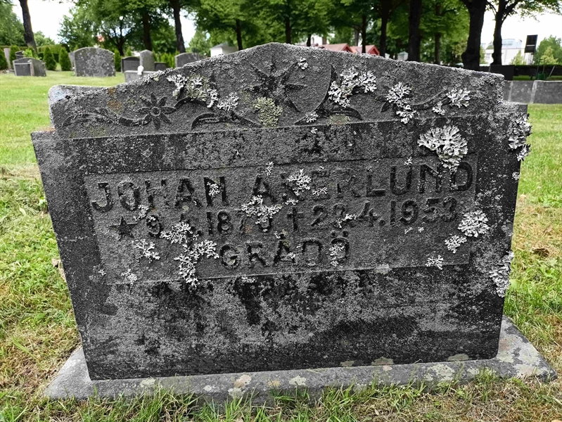 Gravnummer: 1 Ö 31   148V