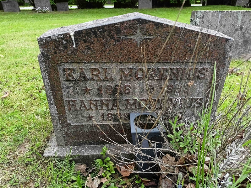 Gravnummer: 1 Ö 31   158V