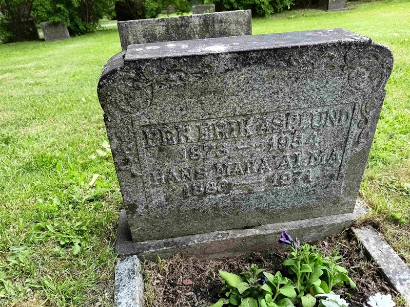 Gravnummer: 1 Ö 31   167V