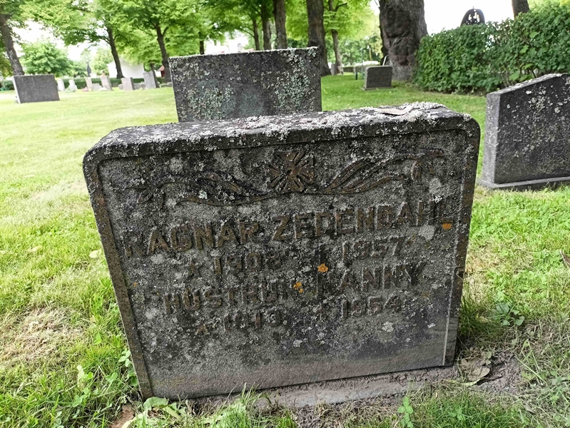 Gravnummer: 1 Ö 31   173V