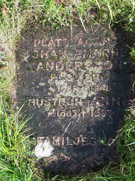 Hautatunnus: NK F G   104