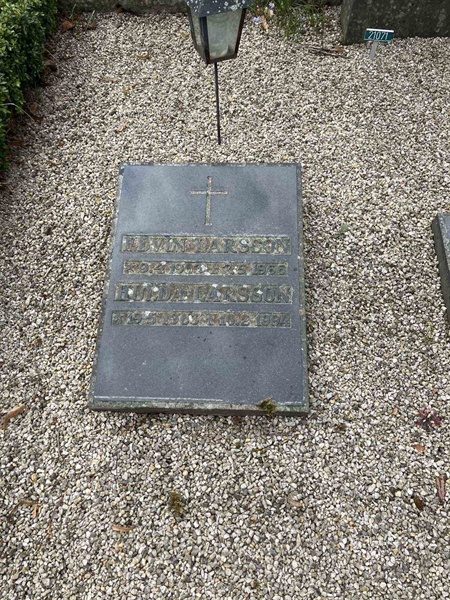Grave number: Ö 21i 114, 115